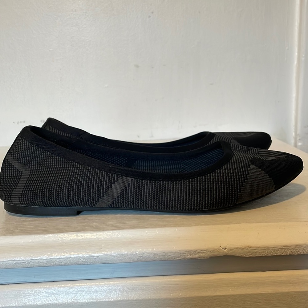Skechers Black Knit Ballet Flats